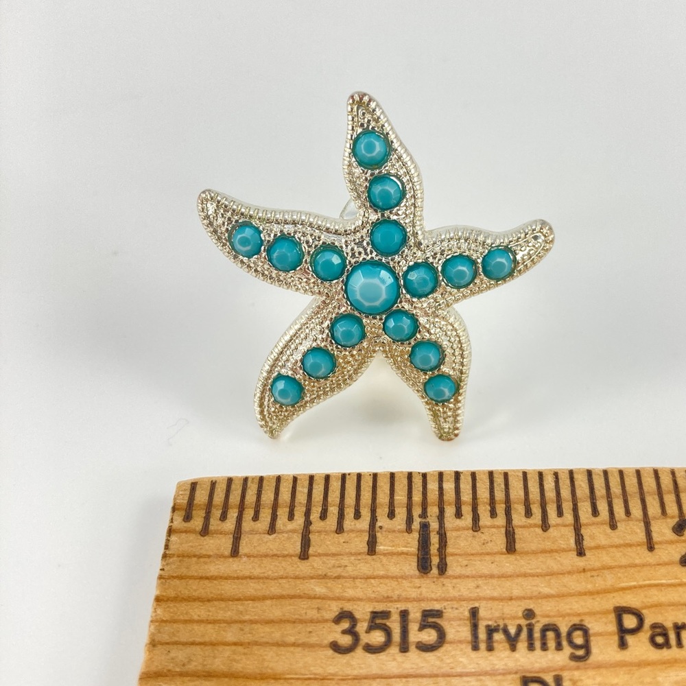 Starfish Cocktail Ring Pale Blue Stones & Silver Finish Statement Ring - Picture 7 of 7